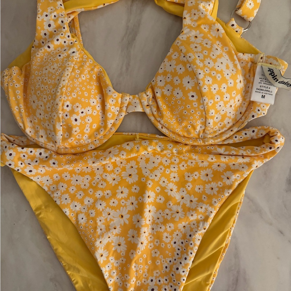 Dippin Daisy Floral Bikini Set NWOT